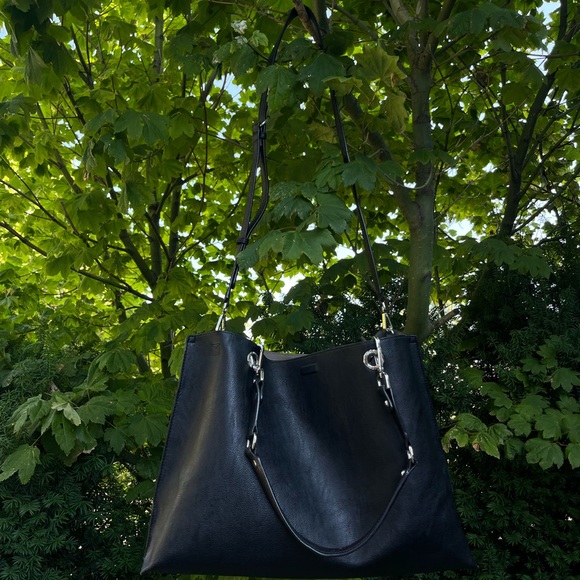 Calvin Klein Convertible Reversible Tote / Crossbody Bag - Black/Taupe - Picture 4 of 6